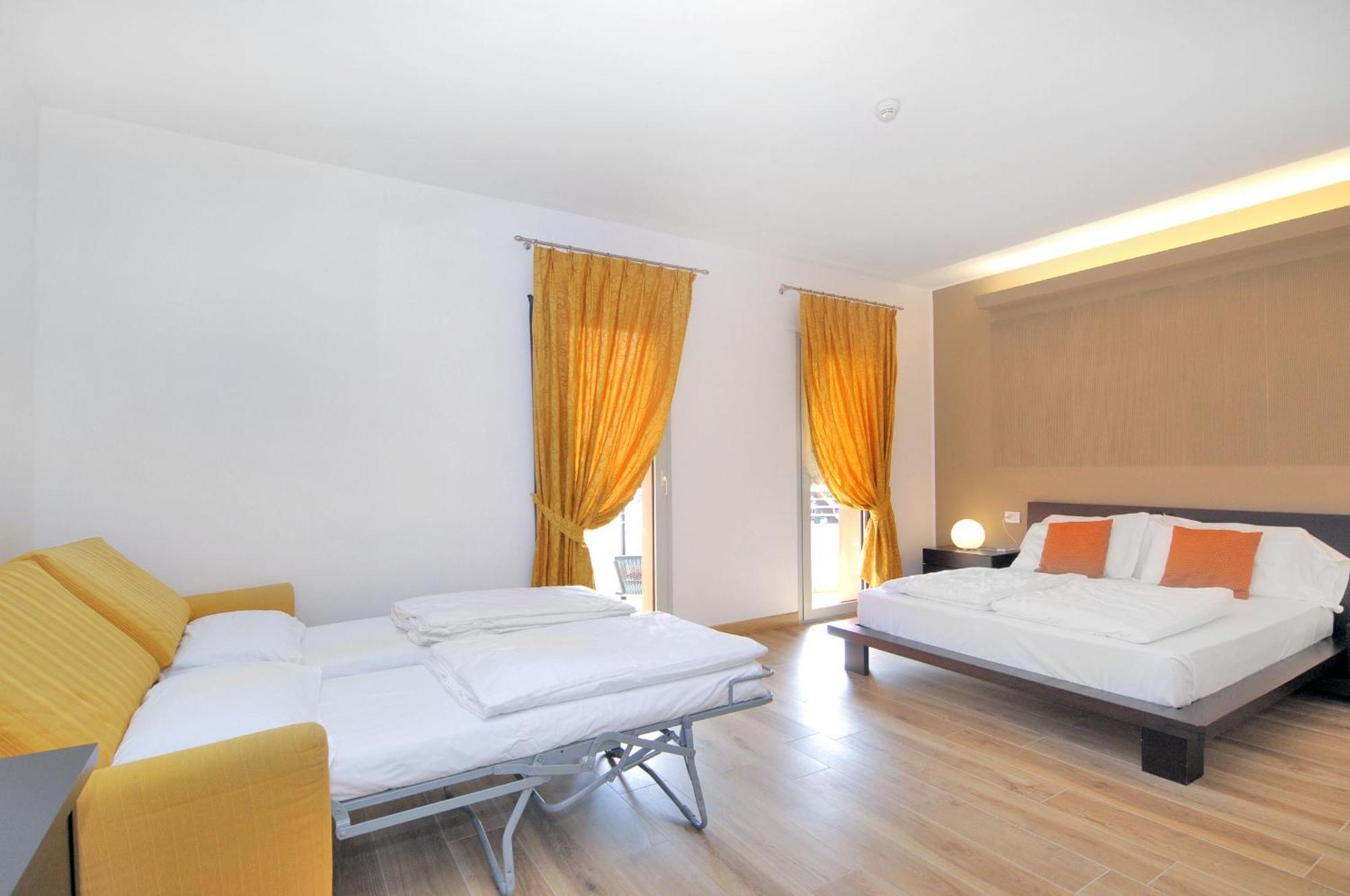 Eco Hotel Cleofe Каорле Экстерьер фото