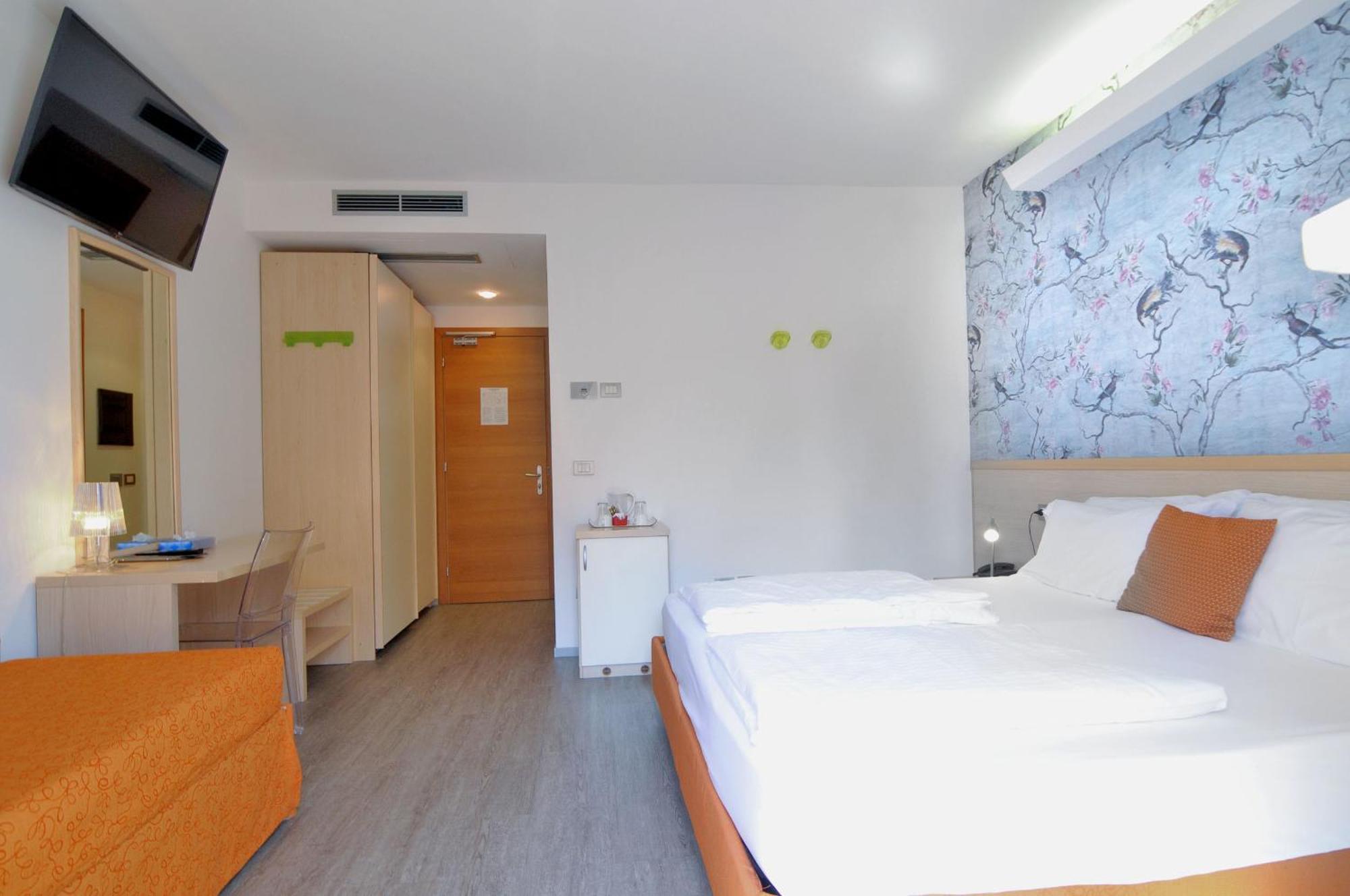 Eco Hotel Cleofe Каорле Экстерьер фото