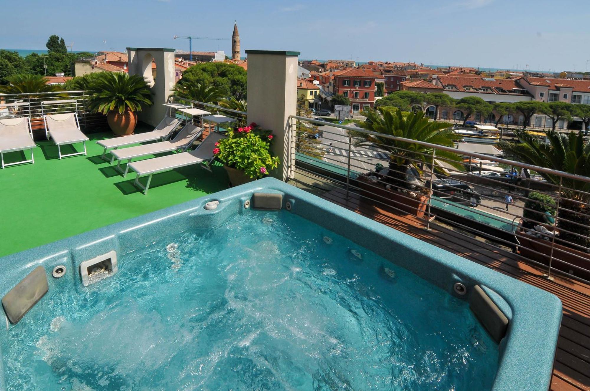 Eco Hotel Cleofe Каорле Экстерьер фото